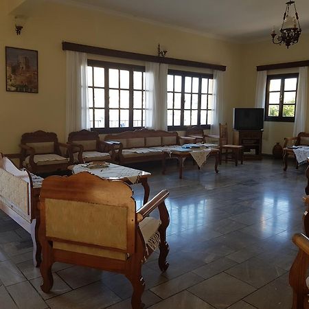 Hotel Porto Potha Telendos エクステリア 写真