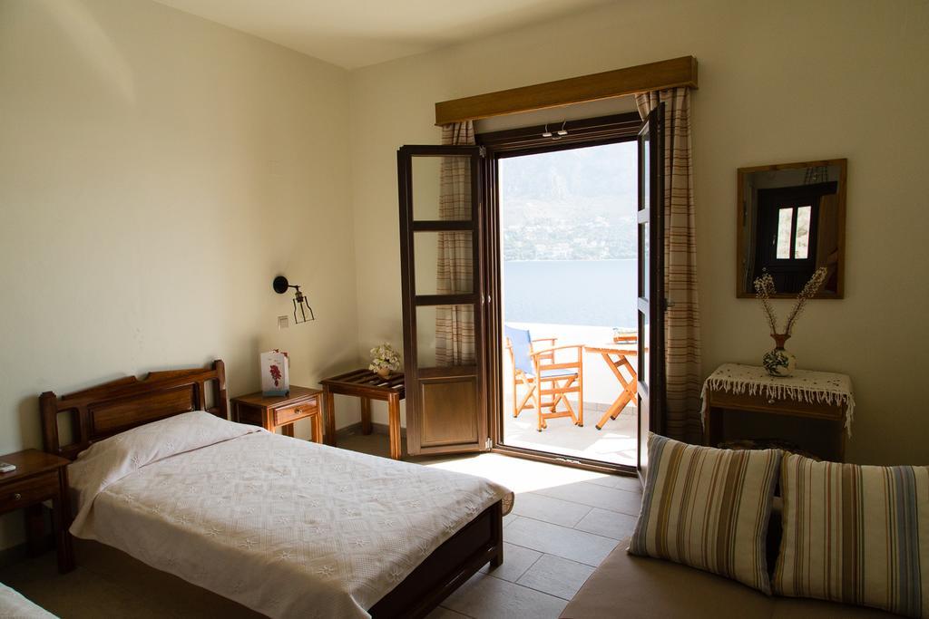 Hotel Porto Potha Telendos エクステリア 写真