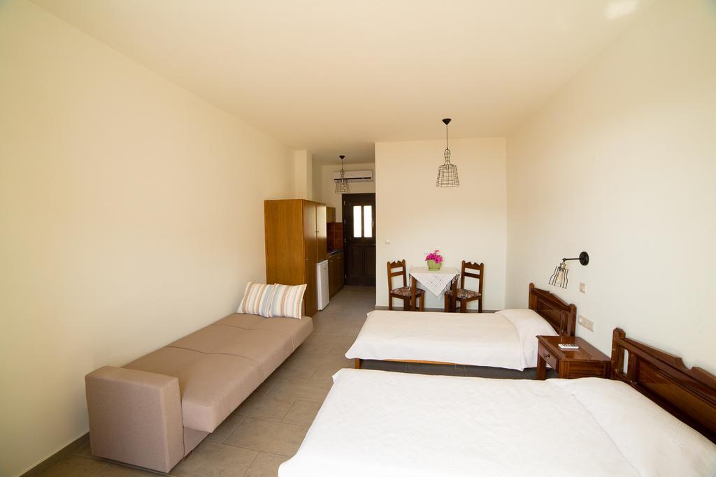 Hotel Porto Potha Telendos エクステリア 写真