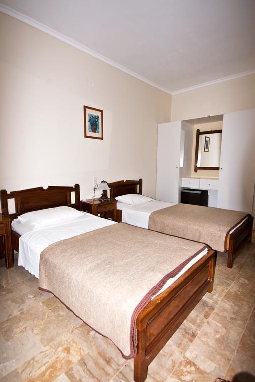 Hotel Porto Potha Telendos エクステリア 写真