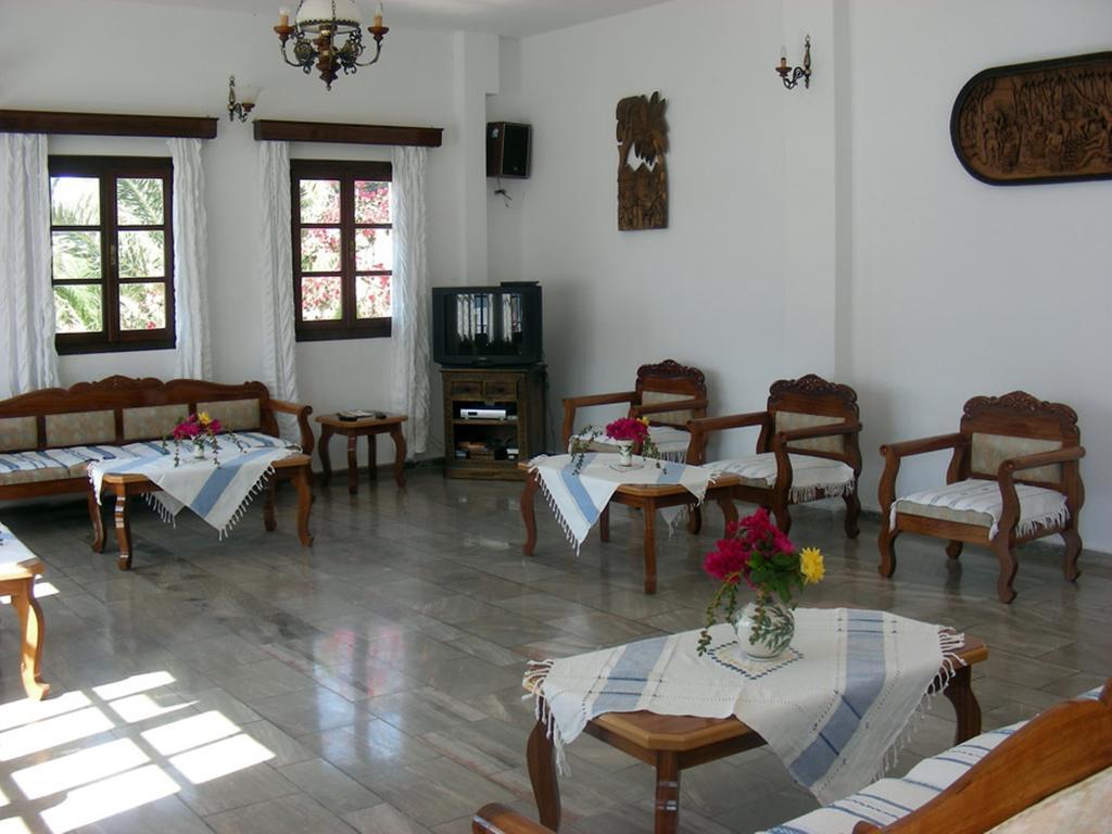 Hotel Porto Potha Telendos エクステリア 写真